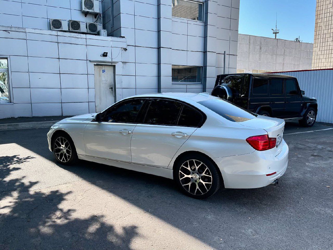 BMW 328i