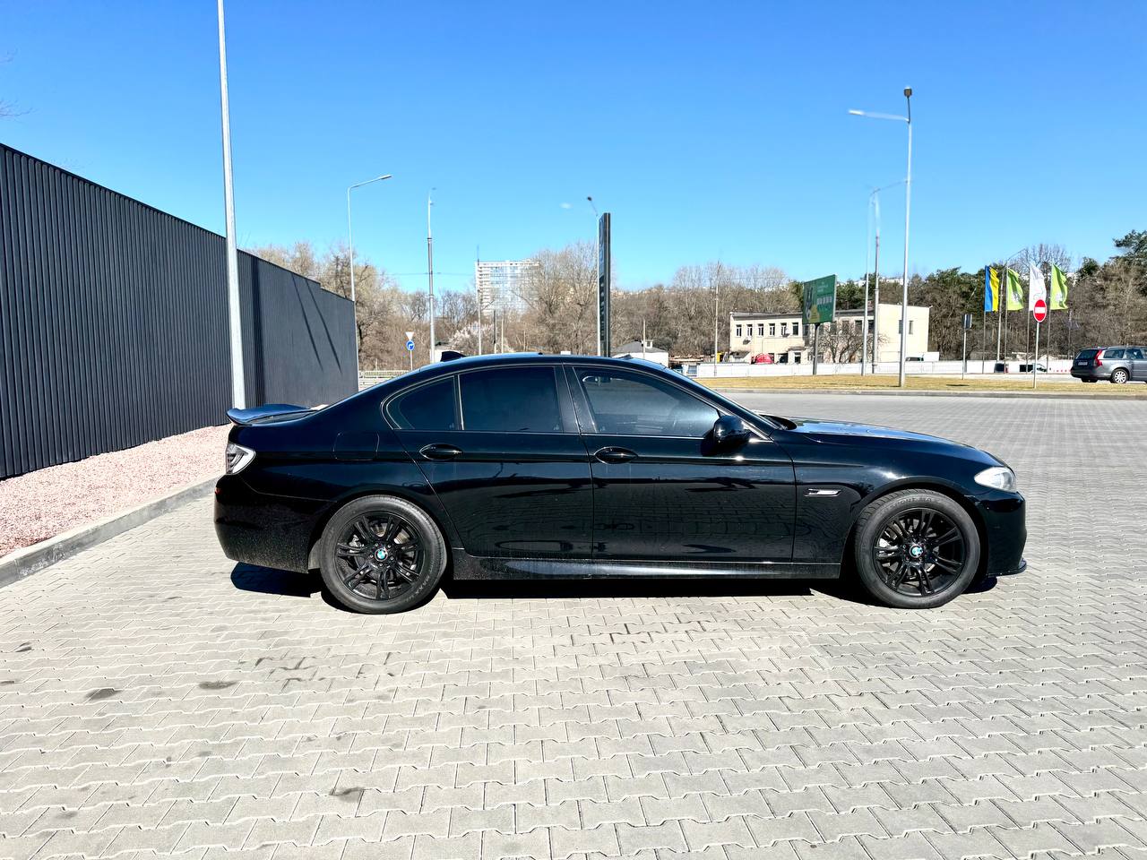 BMW 528i | F10