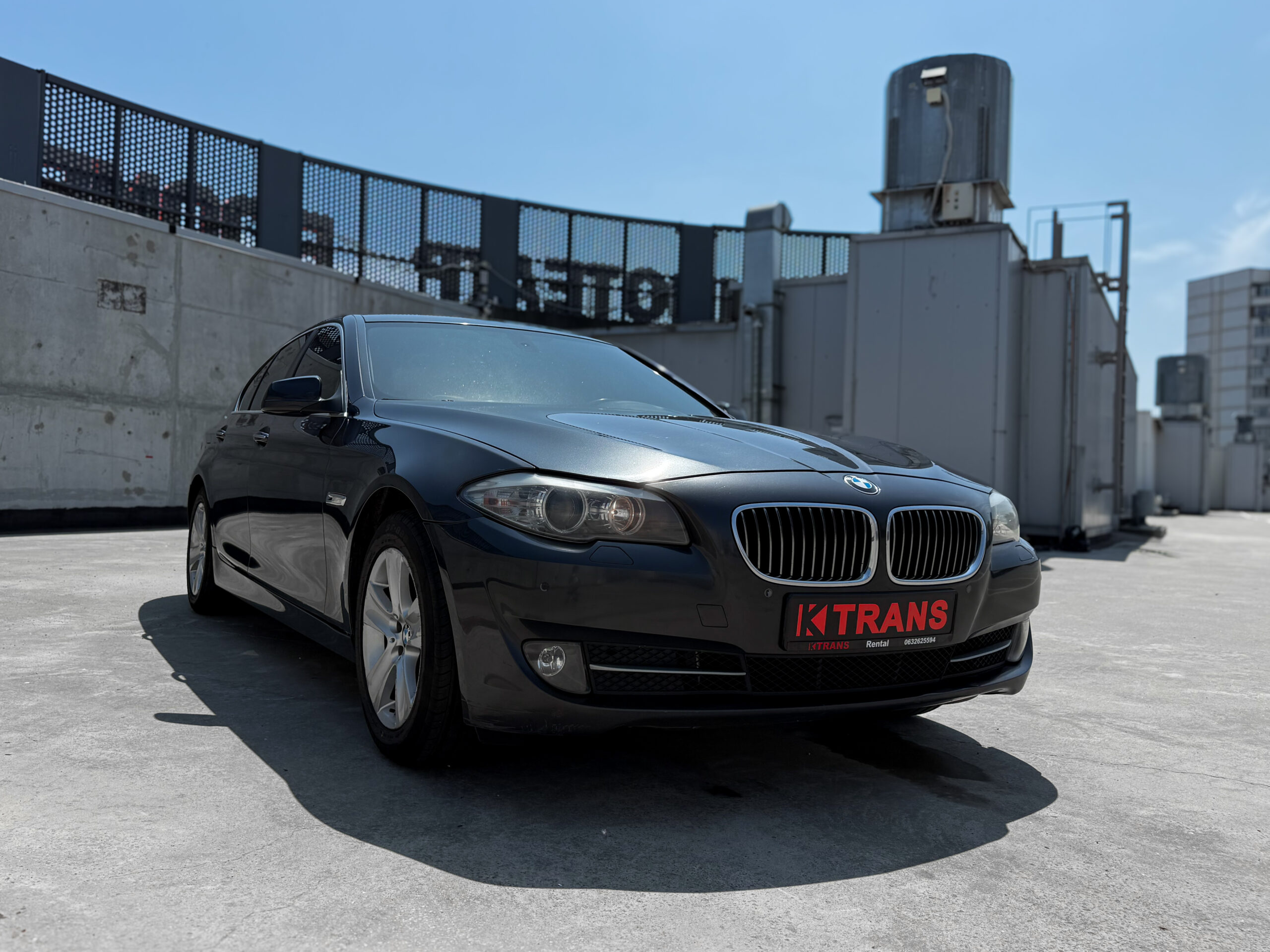 BMW 528