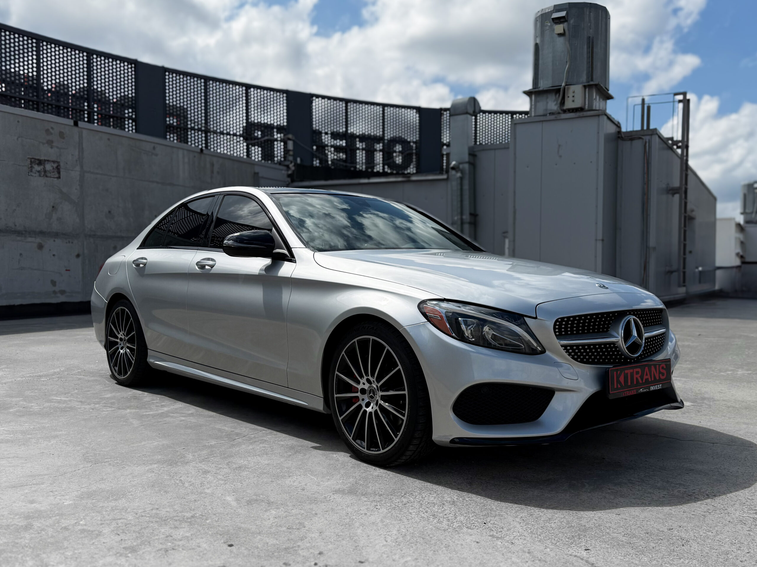 Mercedes-Benz C300