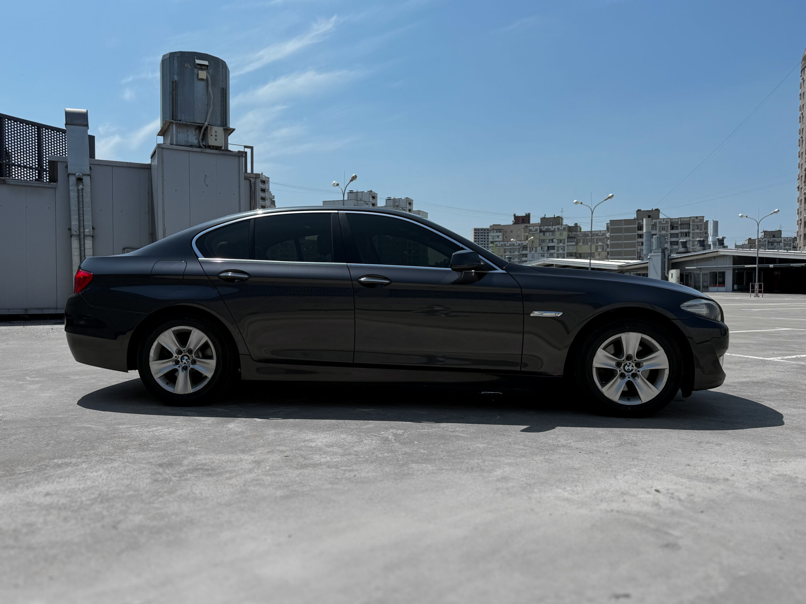 BMW 528